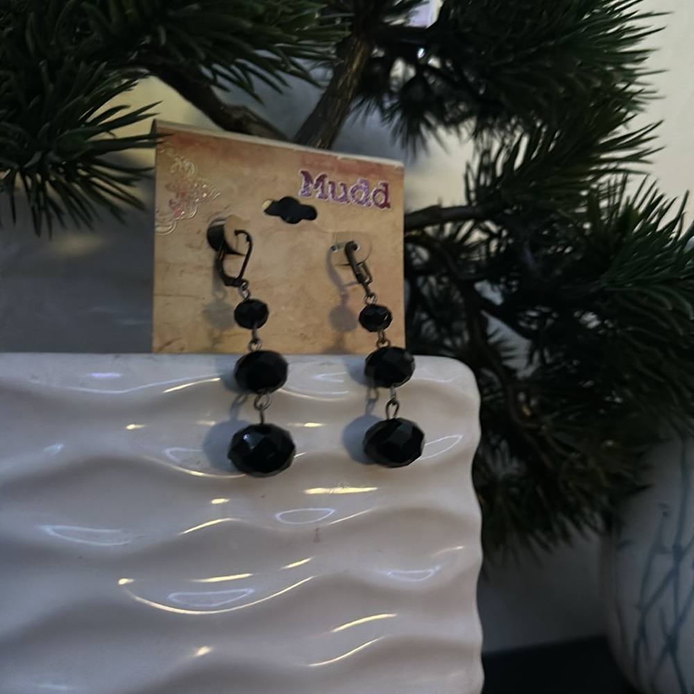 earrrings - Picture 4 of 5